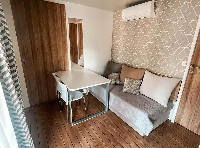 Mobile Stella Iii Soline 4* Biograd Na Moru